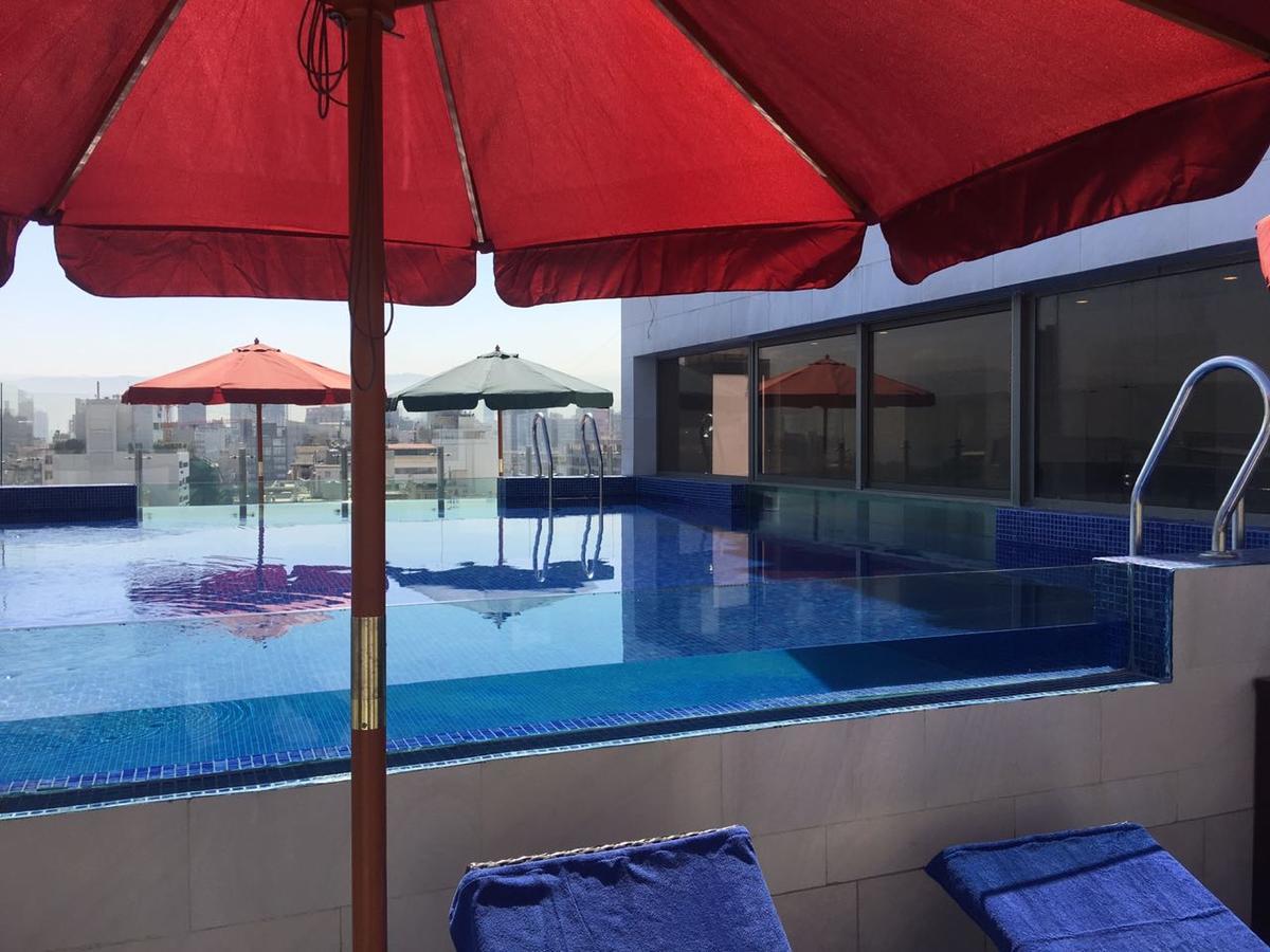 Midtown Hotel&Suites Beiroet Buitenkant foto