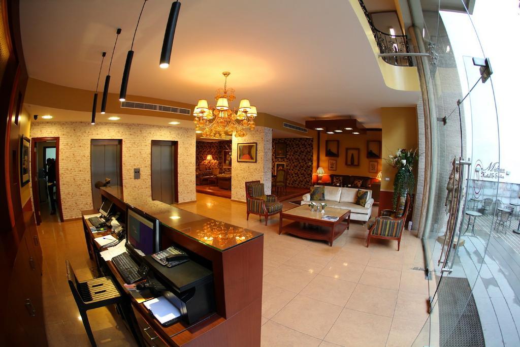 Midtown Hotel&Suites Beiroet Buitenkant foto